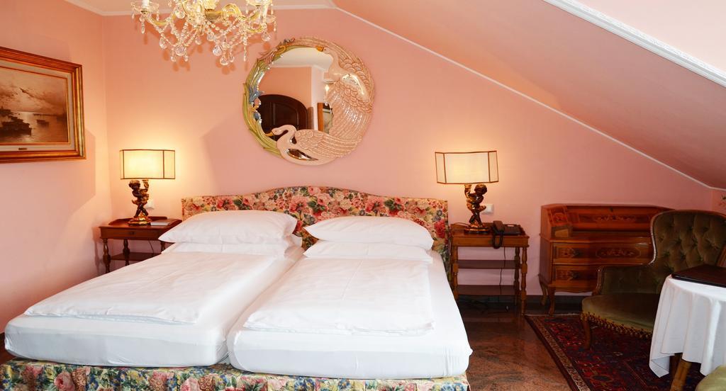 Seehotel Porcia Pörtschach am Wörthersee Zewnętrze zdjęcie