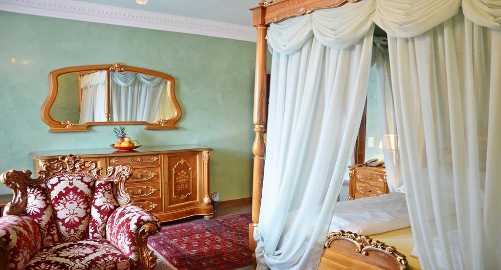 Seehotel Porcia Pörtschach am Wörthersee Zewnętrze zdjęcie